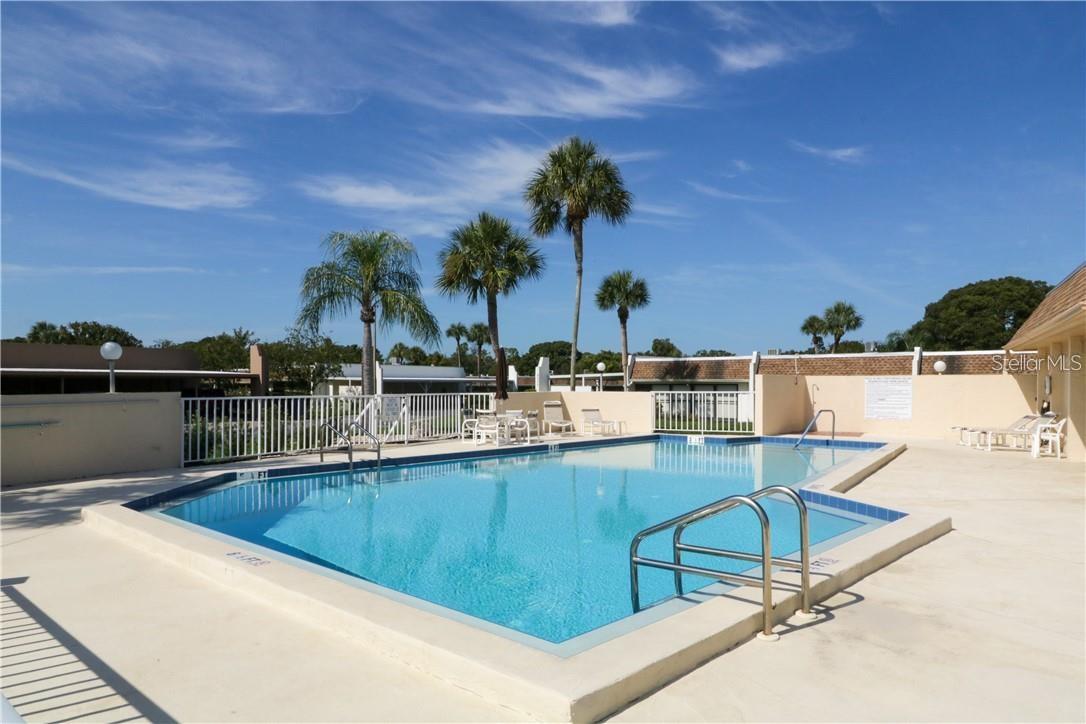TIMBER OAKS FAIRWAY VILLAS - Residential