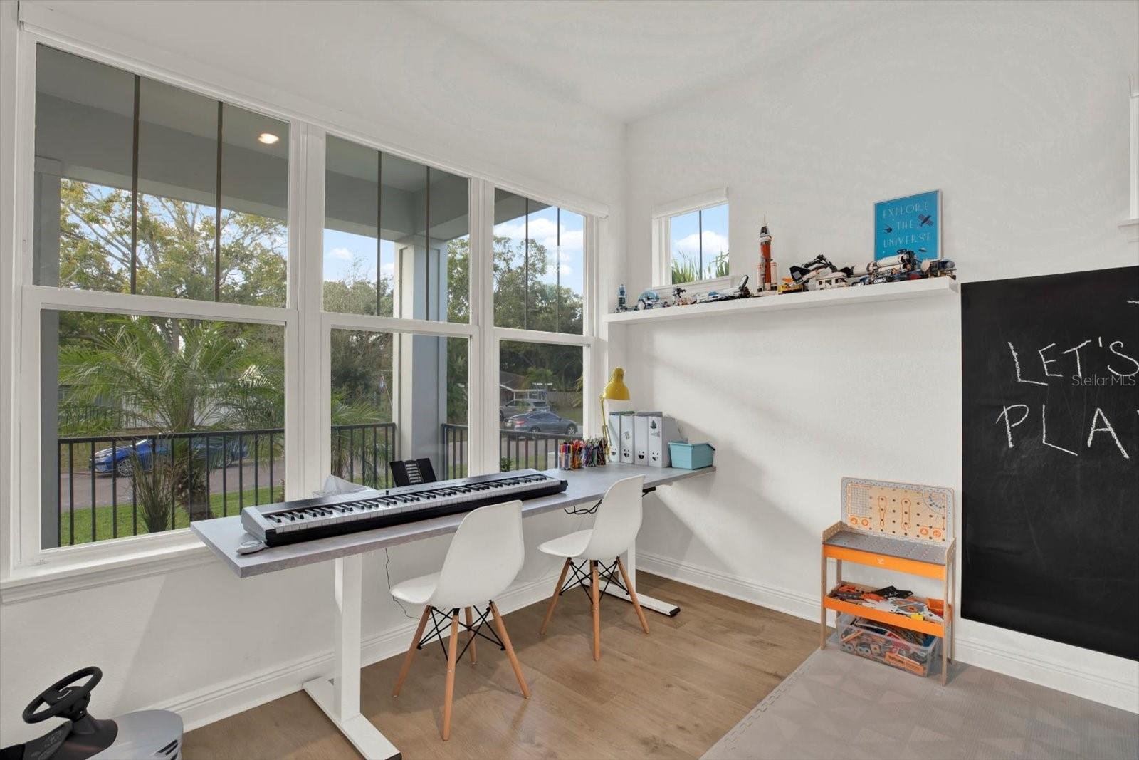 SNELL GARDENS SUB - Residential