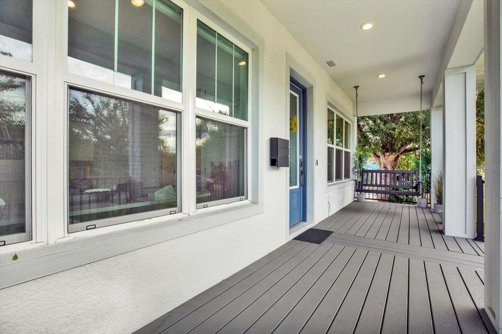 Photo of 139 42nd Avenue NE, St Petersburg, FL 33703 (MLS # TB8459215)