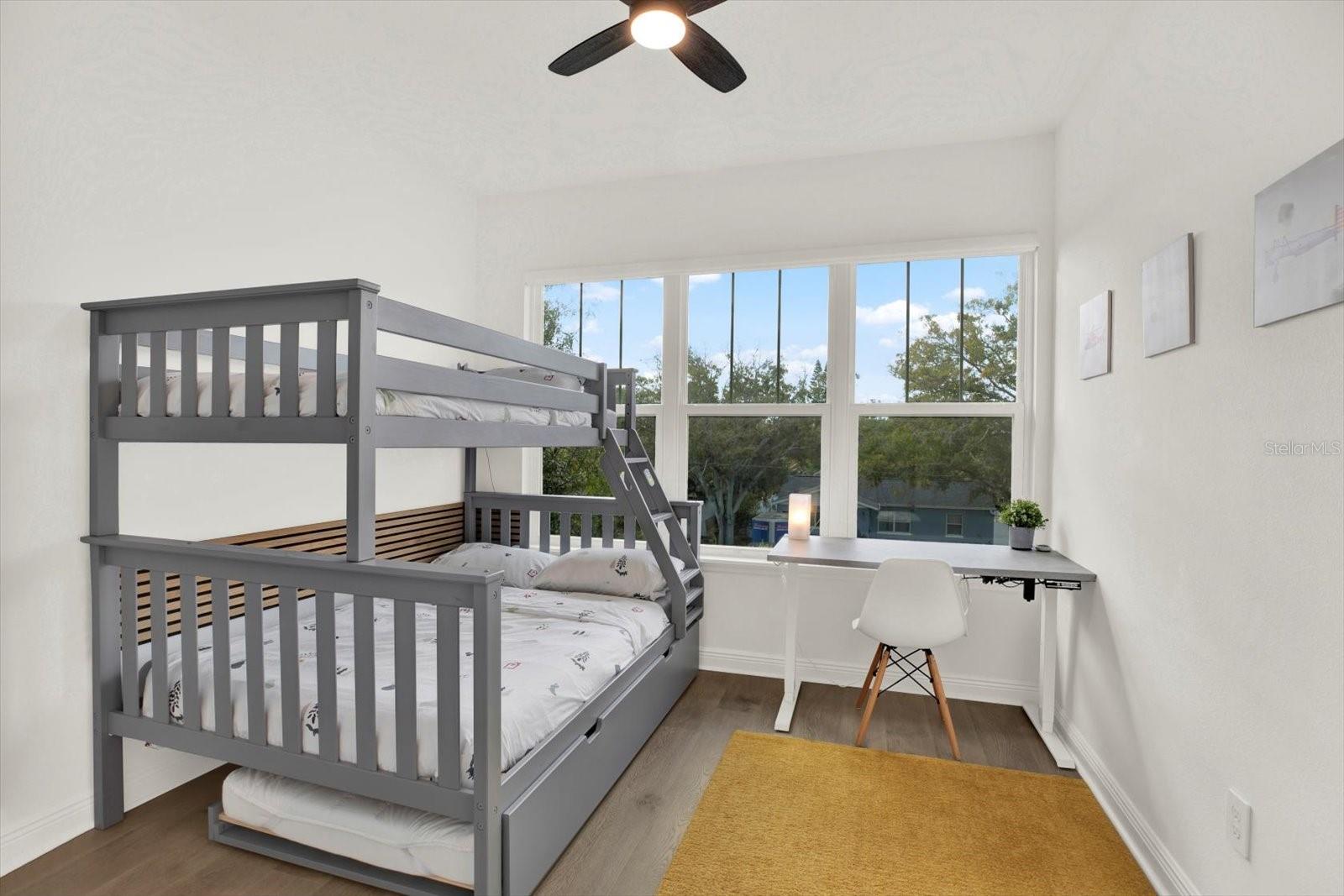 SNELL GARDENS SUB - Residential