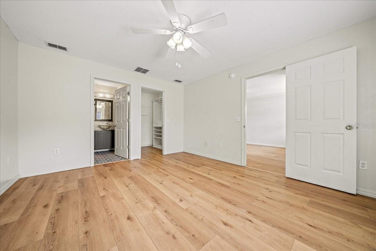 SILVER SPGS SHORES 20 - Residential