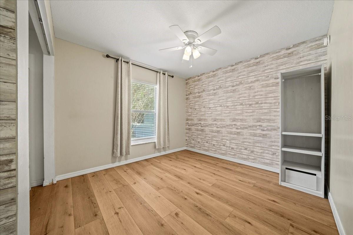 SILVER SPGS SHORES 20 - Residential