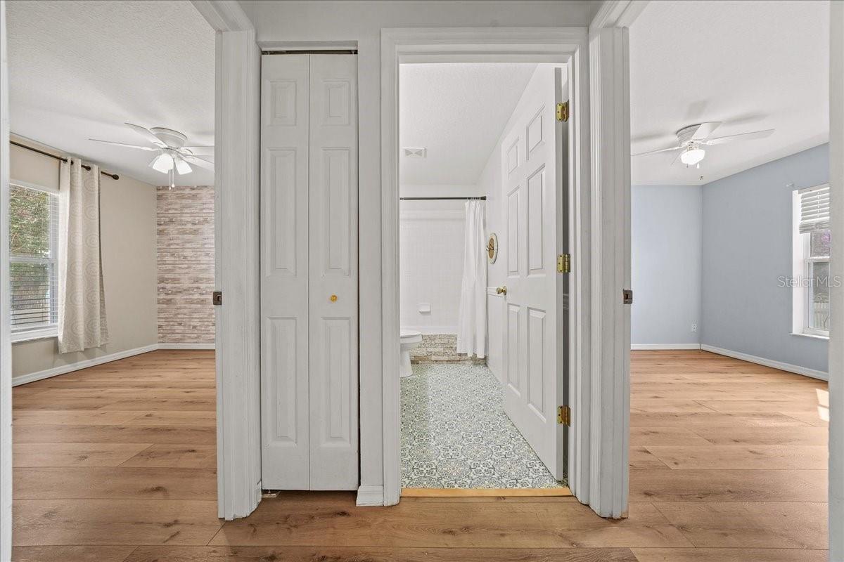 SILVER SPGS SHORES 20 - Residential