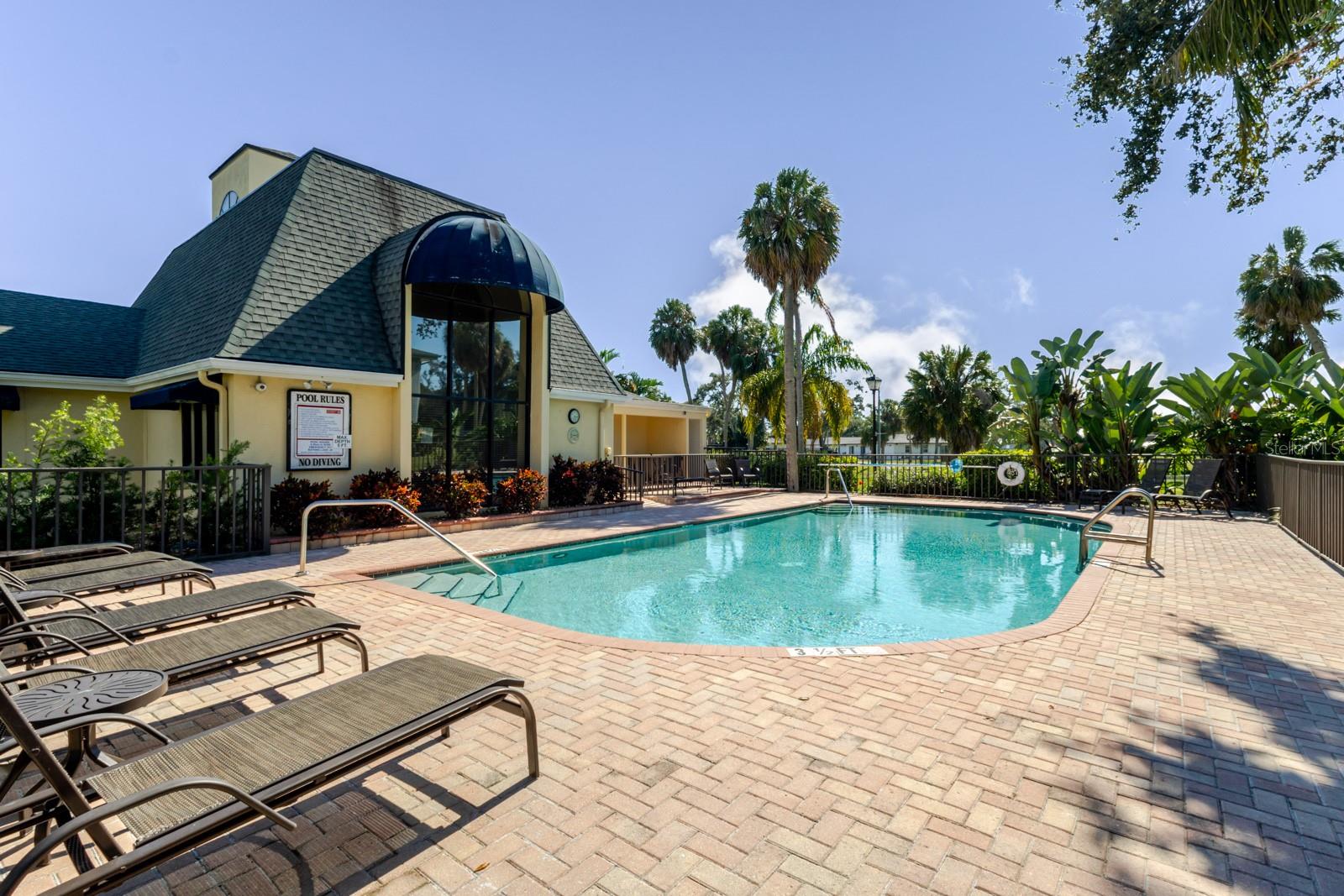 ARBOR GROVE CONDO - Residential