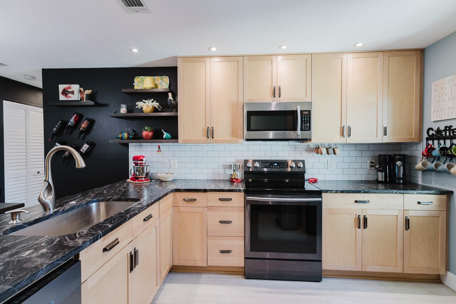ARBOR GROVE CONDO - Residential