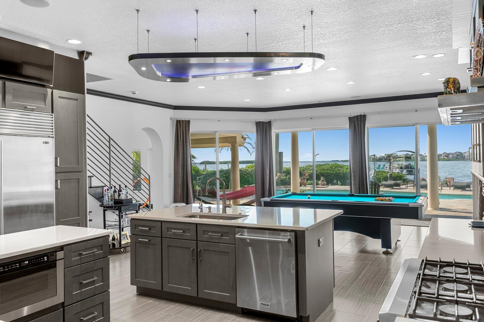 SEA BREEZE ISLAND - Residential