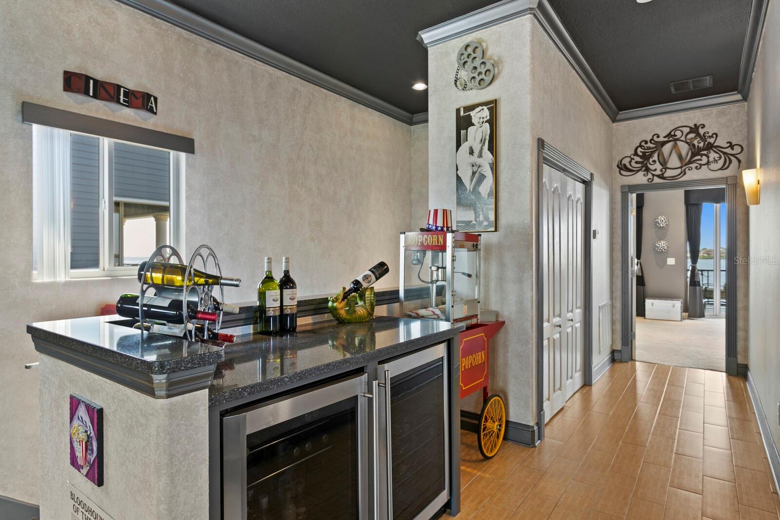 SEA BREEZE ISLAND - Residential