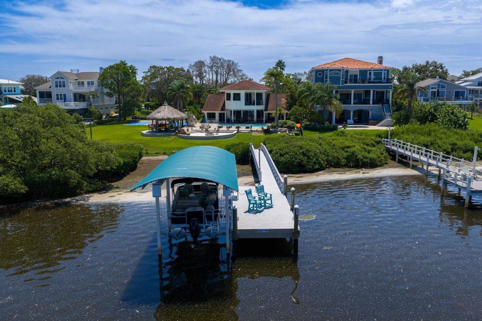 SEA BREEZE ISLAND - Residential
