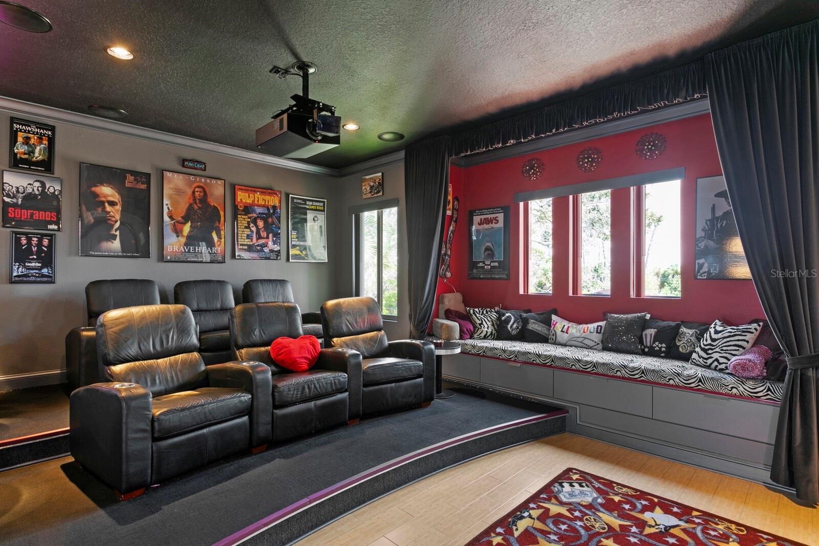 SEA BREEZE ISLAND - Residential