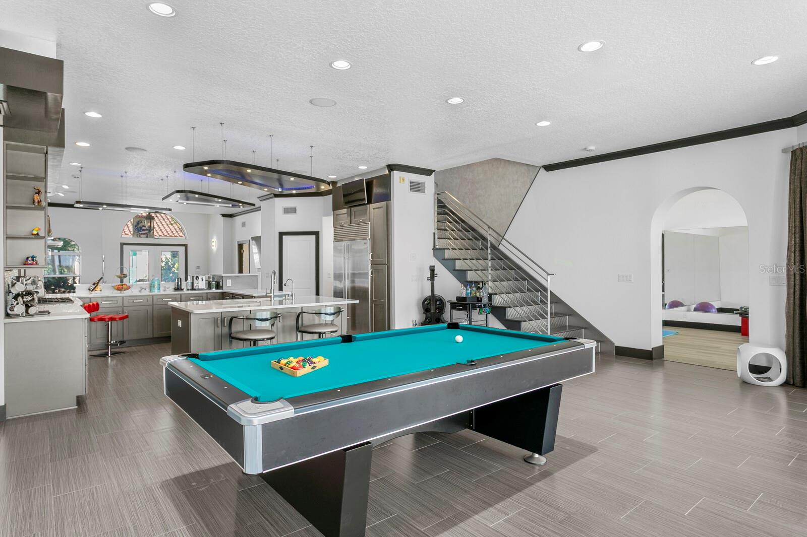 SEA BREEZE ISLAND - Residential