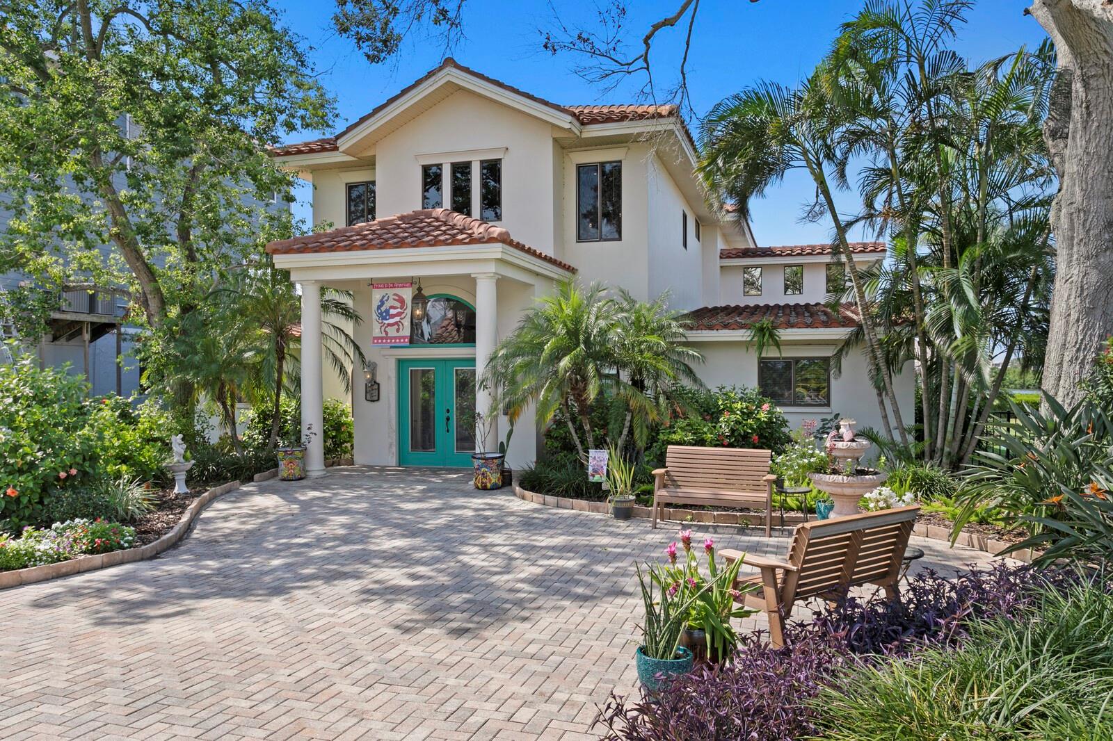 SEA BREEZE ISLAND - Residential