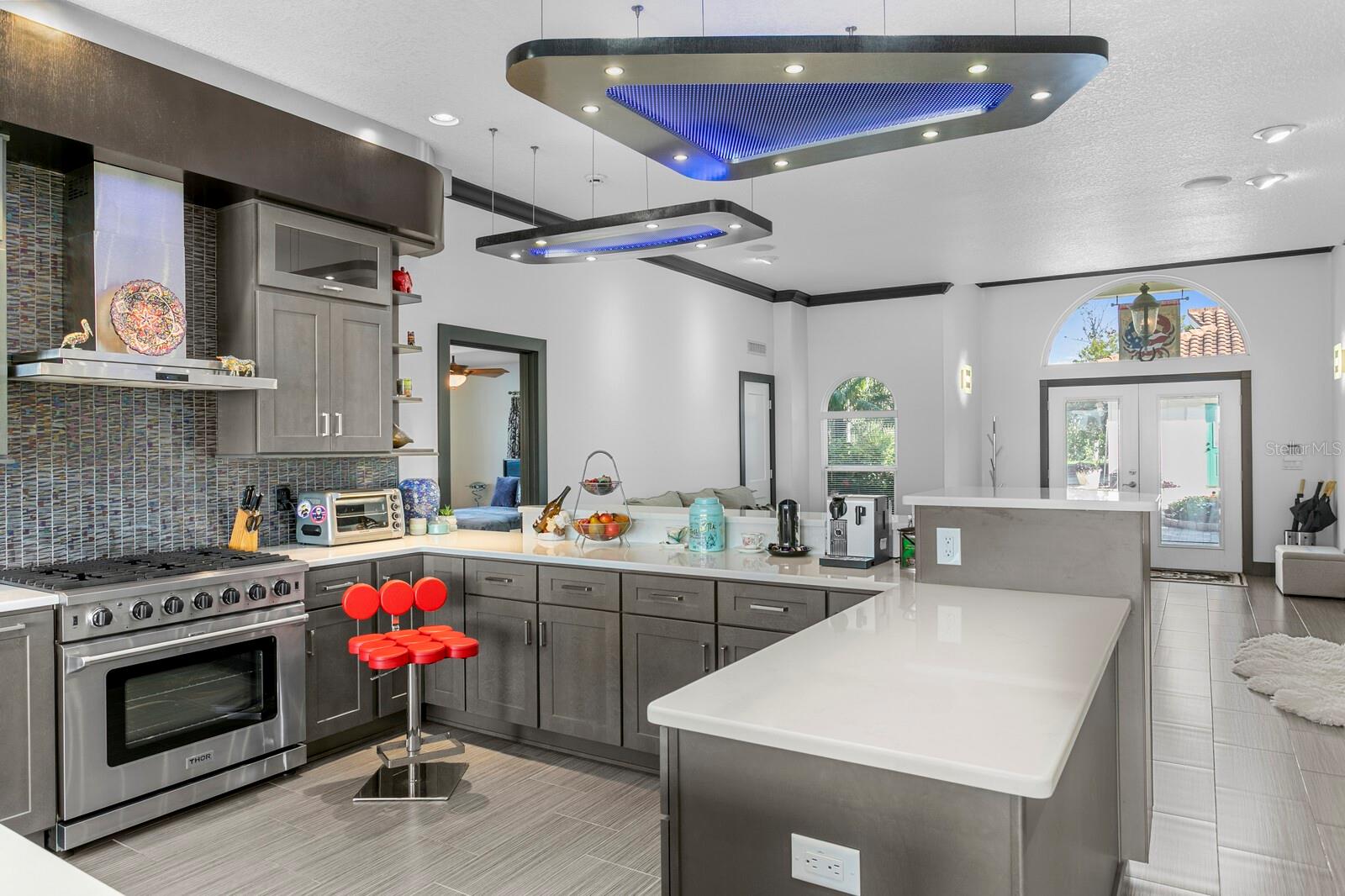 SEA BREEZE ISLAND - Residential