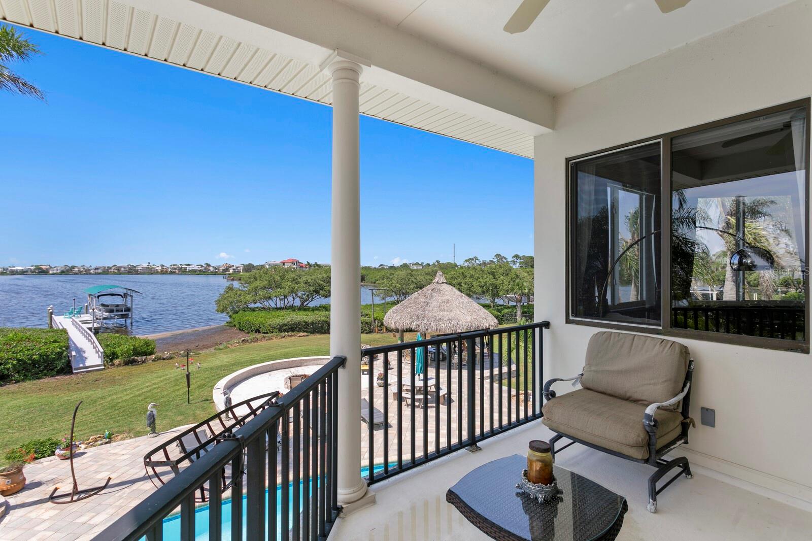 SEA BREEZE ISLAND - Residential