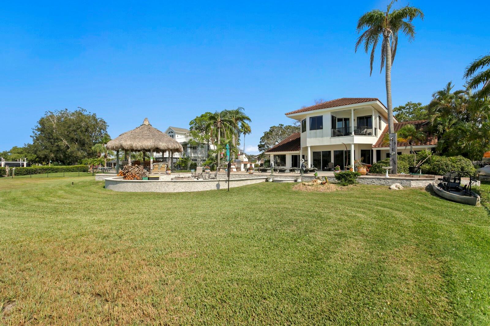 SEA BREEZE ISLAND - Residential
