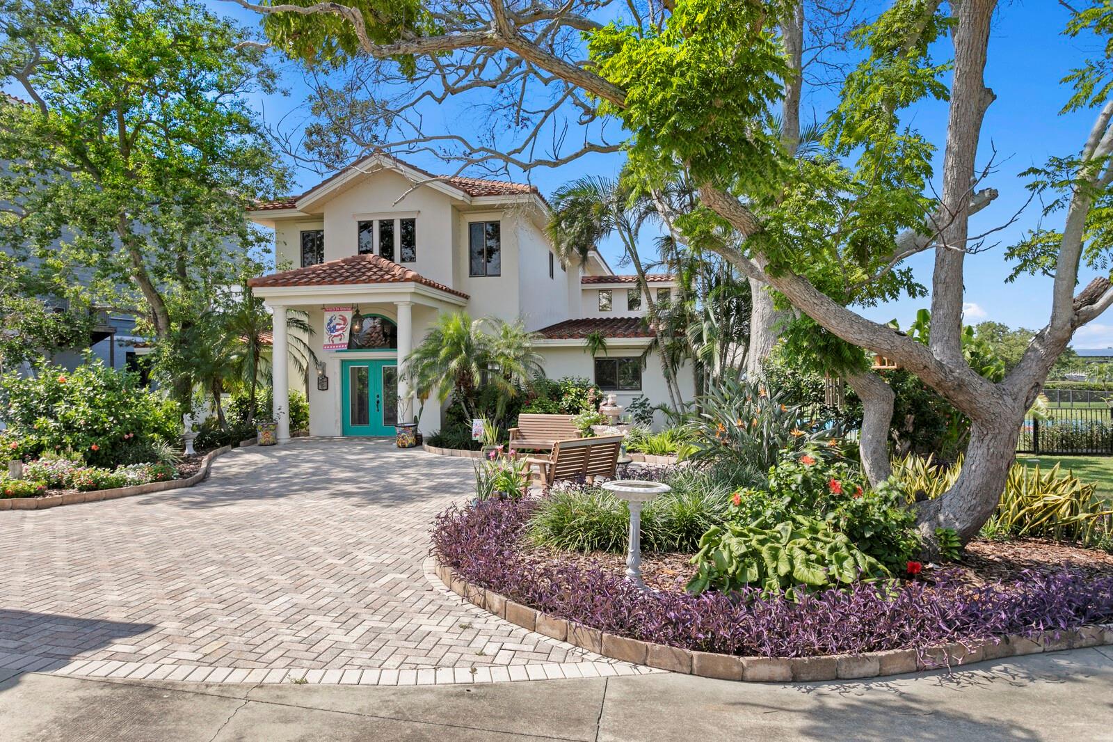 SEA BREEZE ISLAND - Residential
