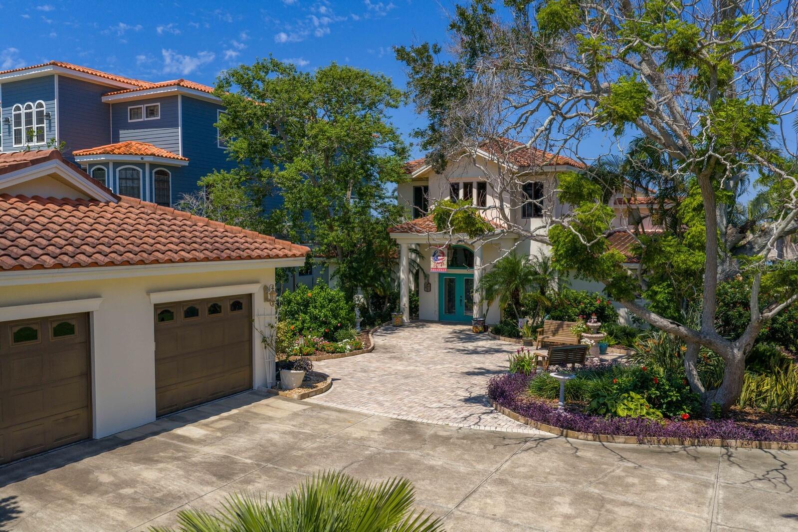 SEA BREEZE ISLAND - Residential