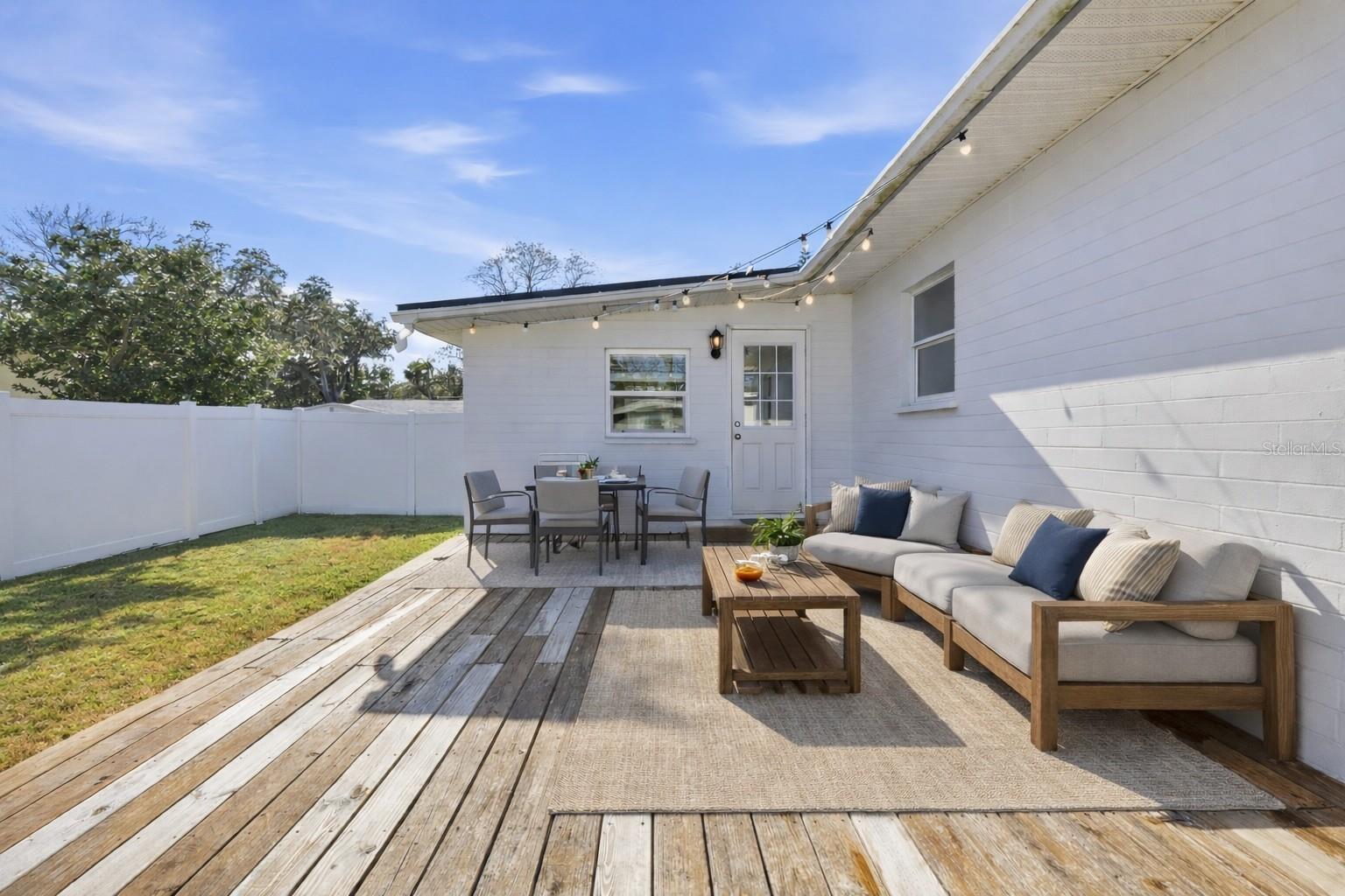 BRENTWOOD PARK UNIT 01 - Residential