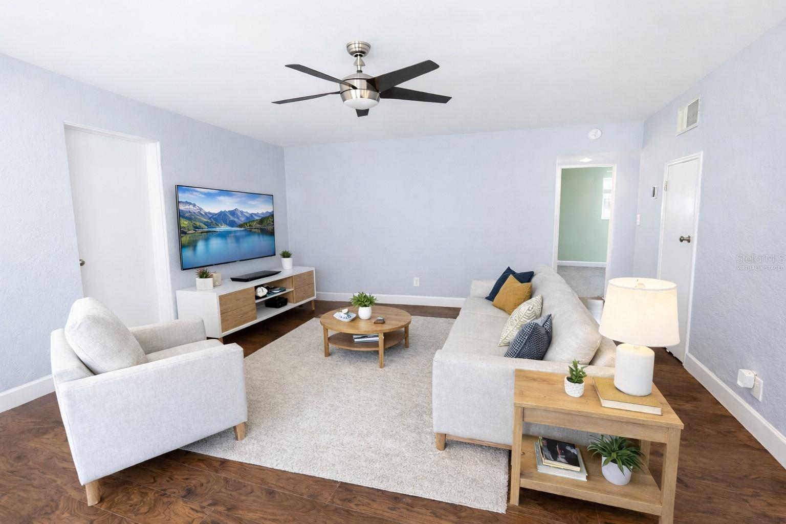 BRENTWOOD PARK UNIT 01 - Residential