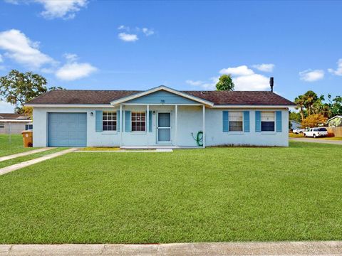 98 PINATA COURT KISSIMMEE FL 34743
