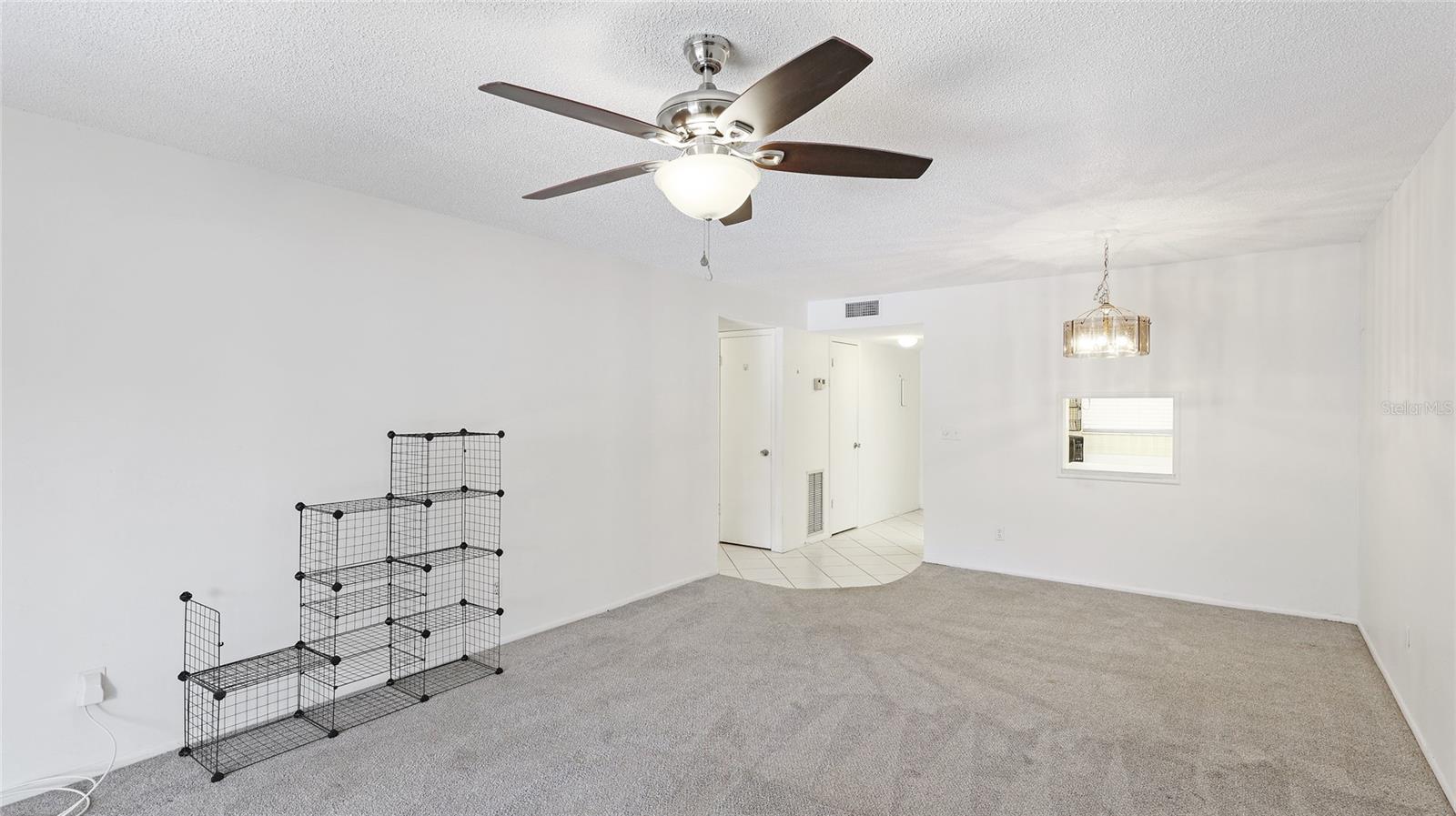 GLEN OAKS GARDEN APTS 2 - Residential Lease