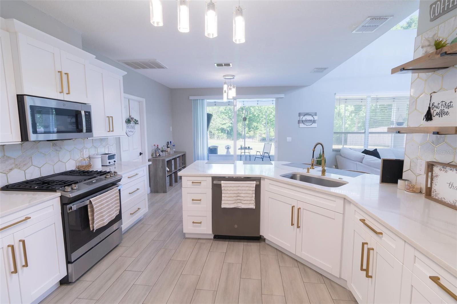 PROVIDENCE LAKES PRCL N PHAS - Residential