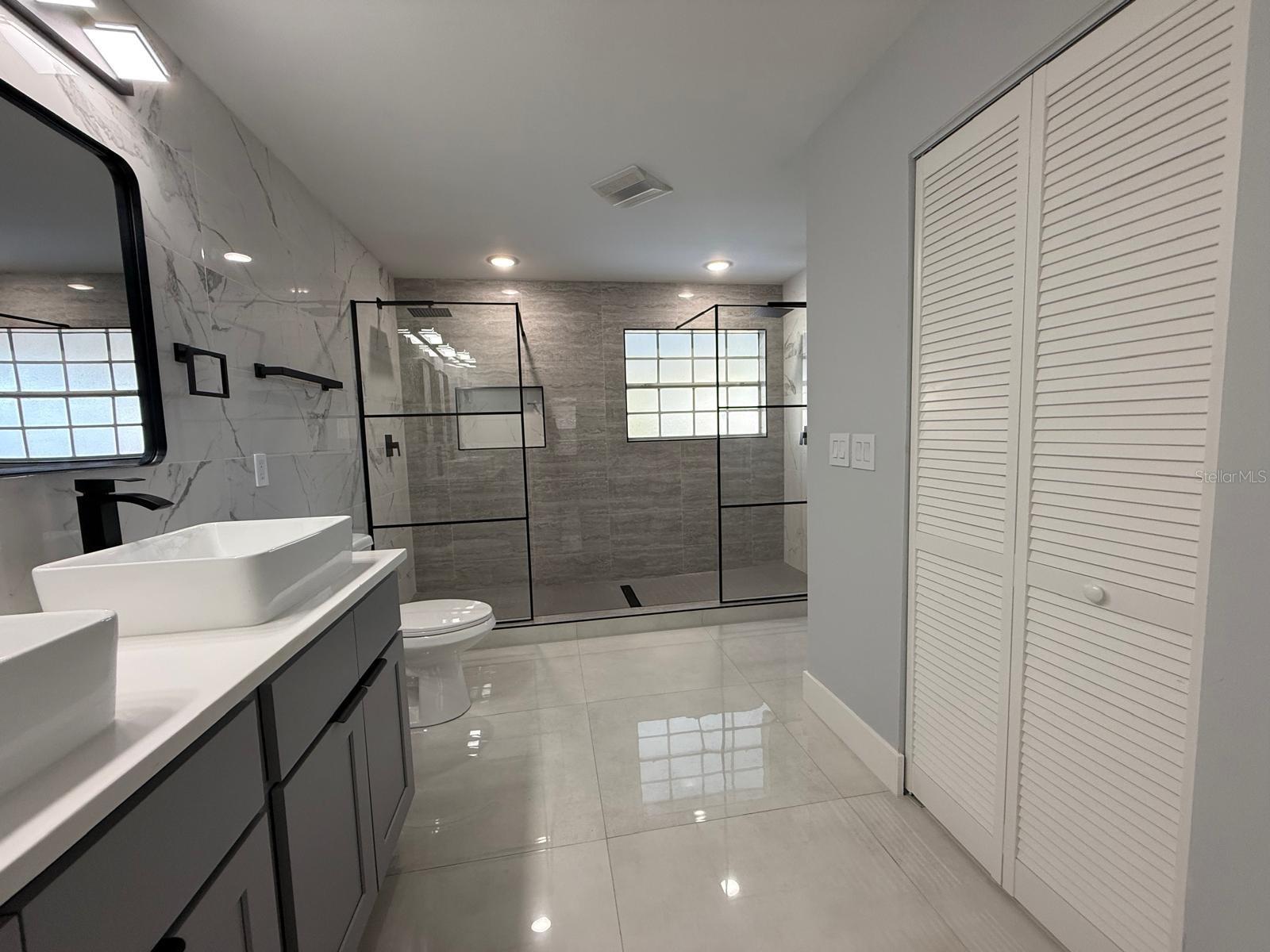 PORT MALABAR UNIT 5 LOT 10 BLK 128 - Residential Lease