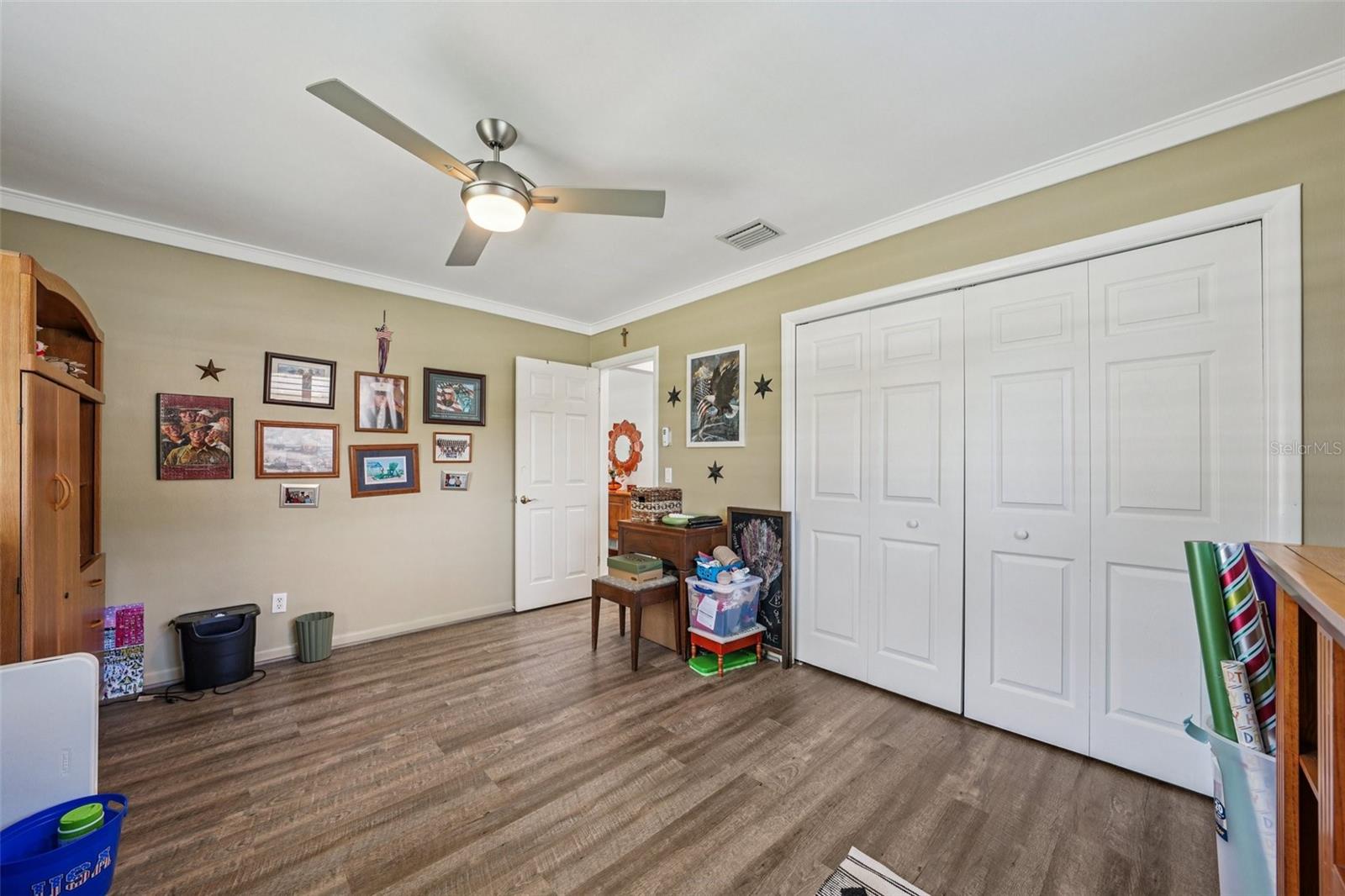 LEISURE ACRES - Residential