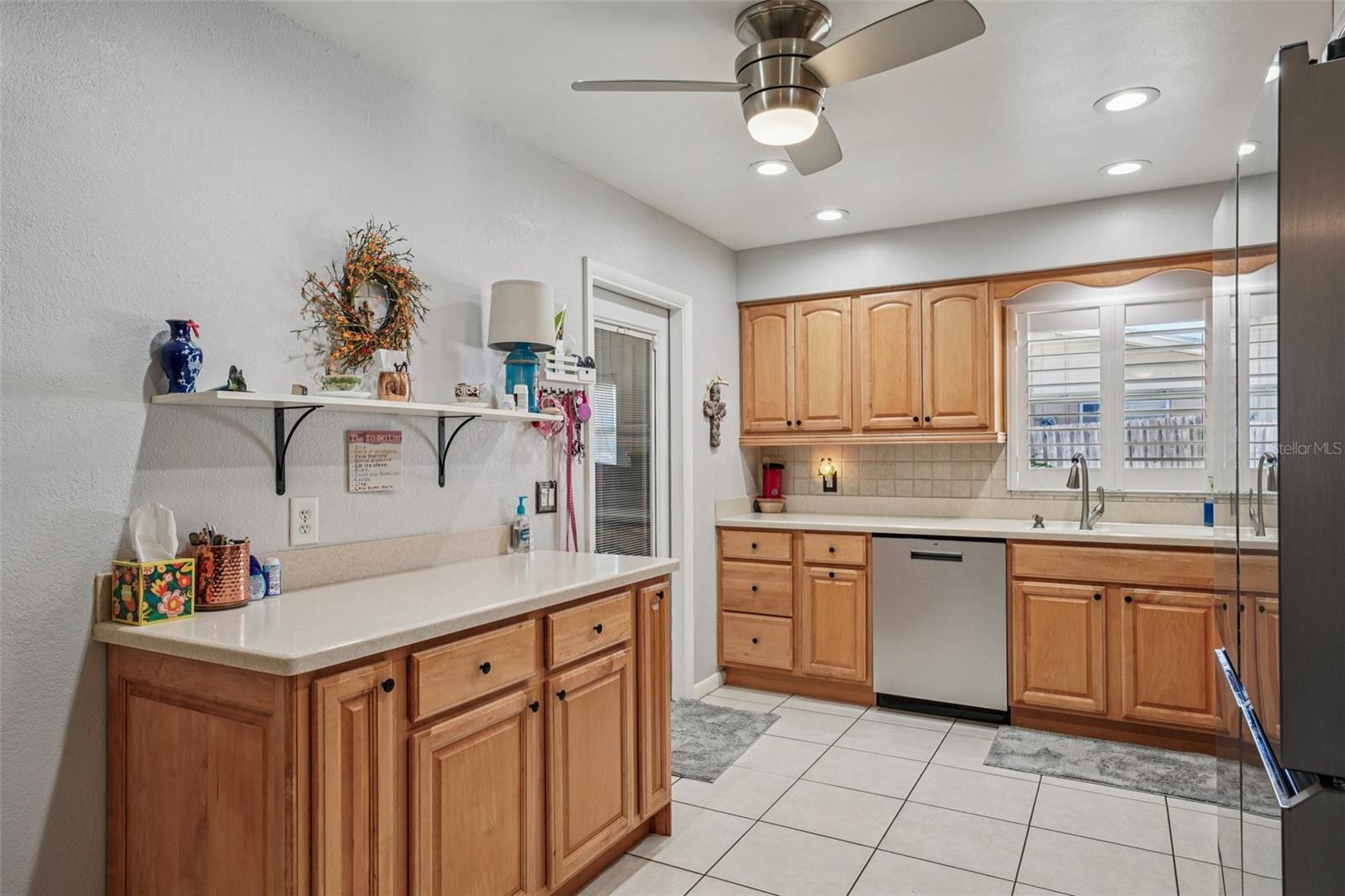LEISURE ACRES - Residential