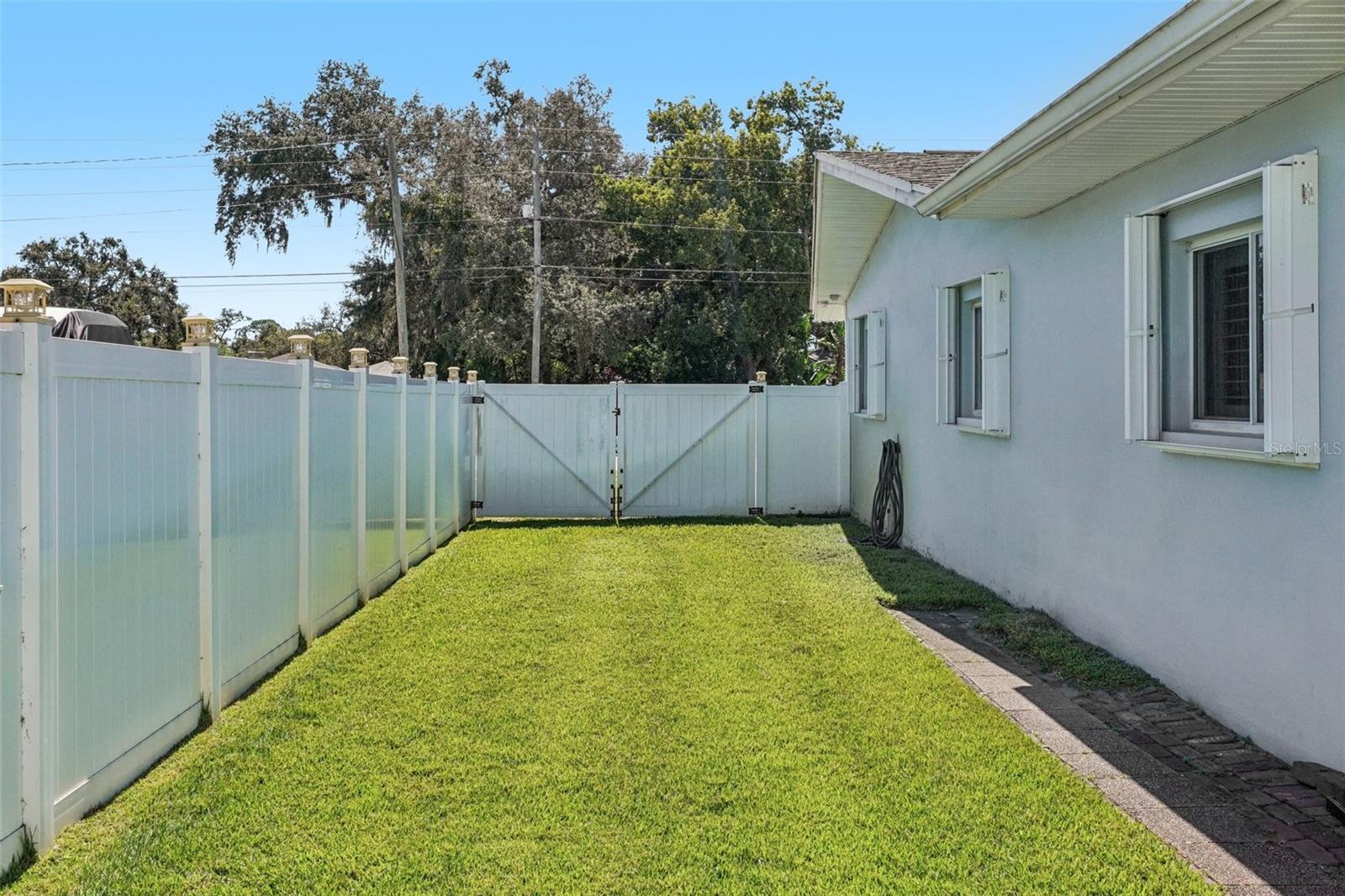 LEISURE ACRES - Residential