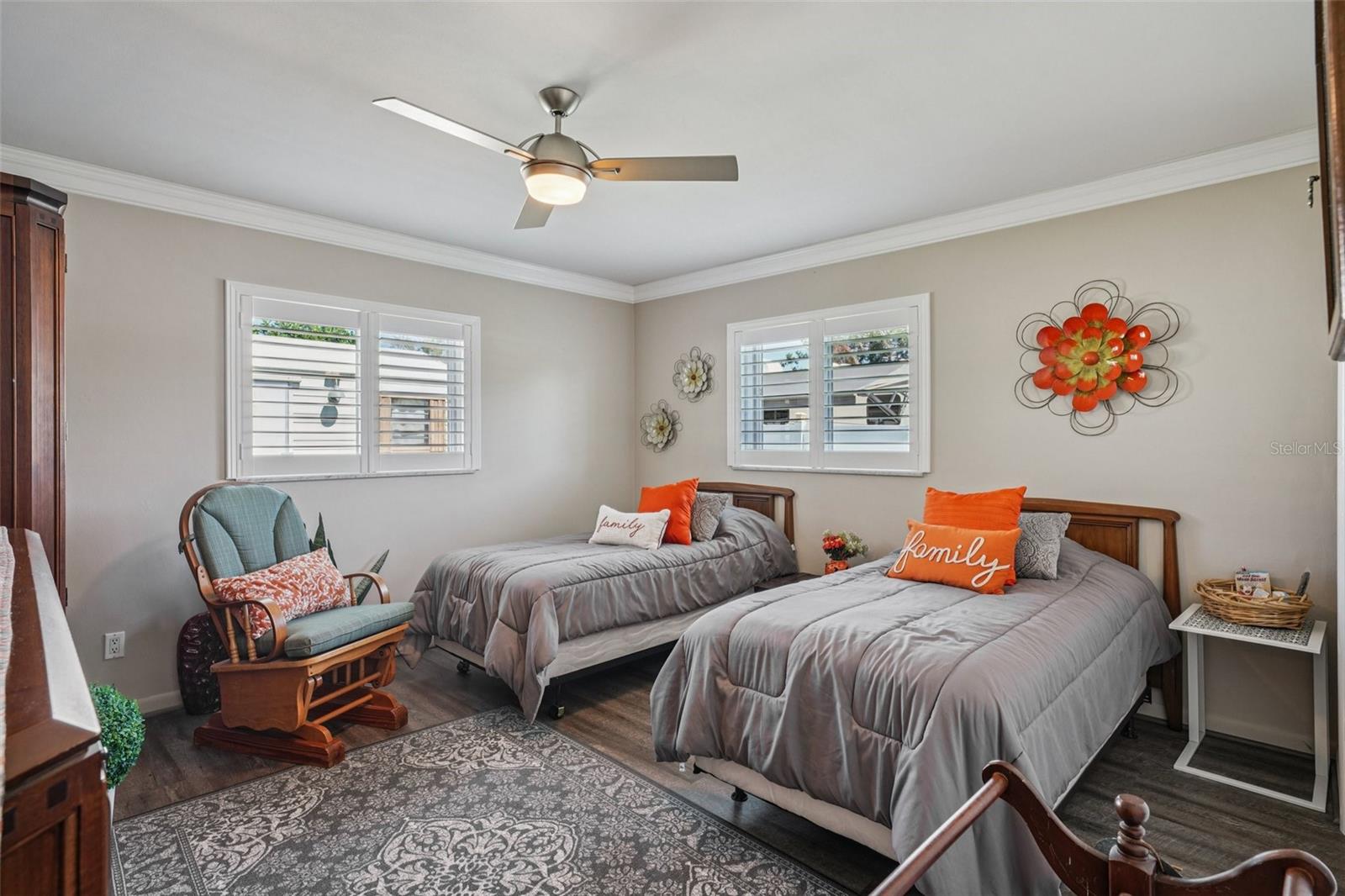 LEISURE ACRES - Residential