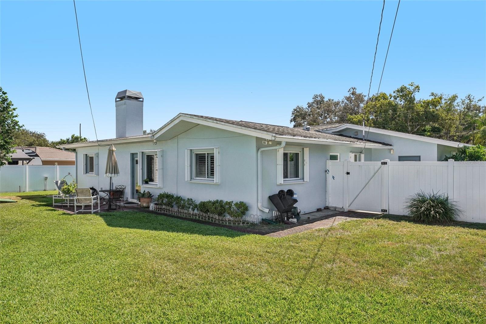 LEISURE ACRES - Residential