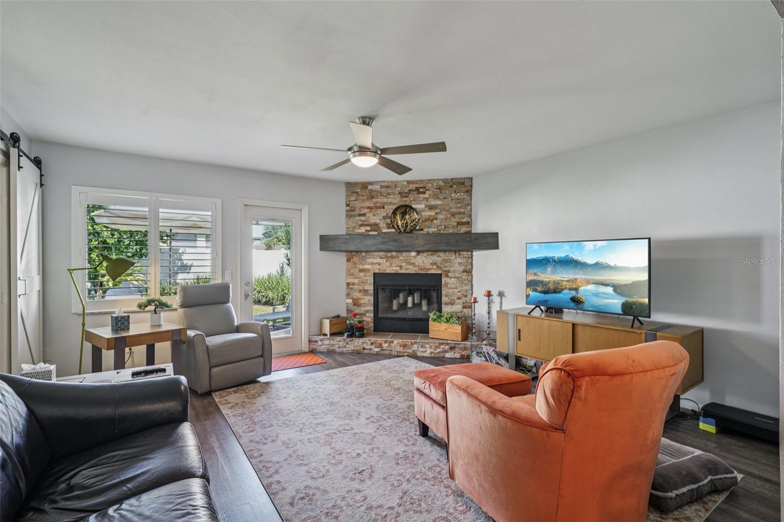LEISURE ACRES - Residential