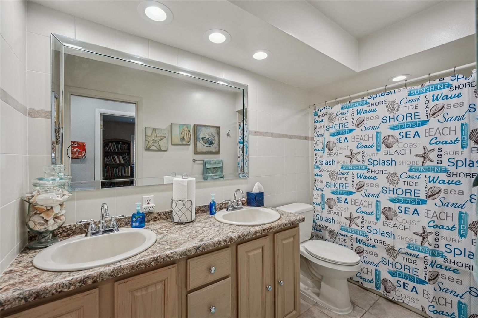 LEISURE ACRES - Residential