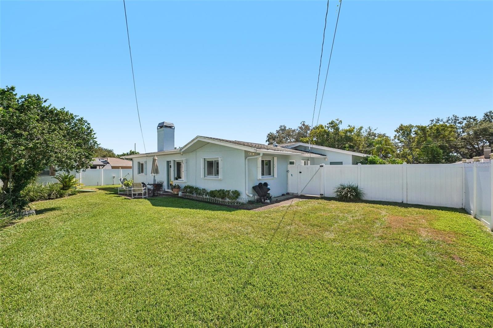 LEISURE ACRES - Residential
