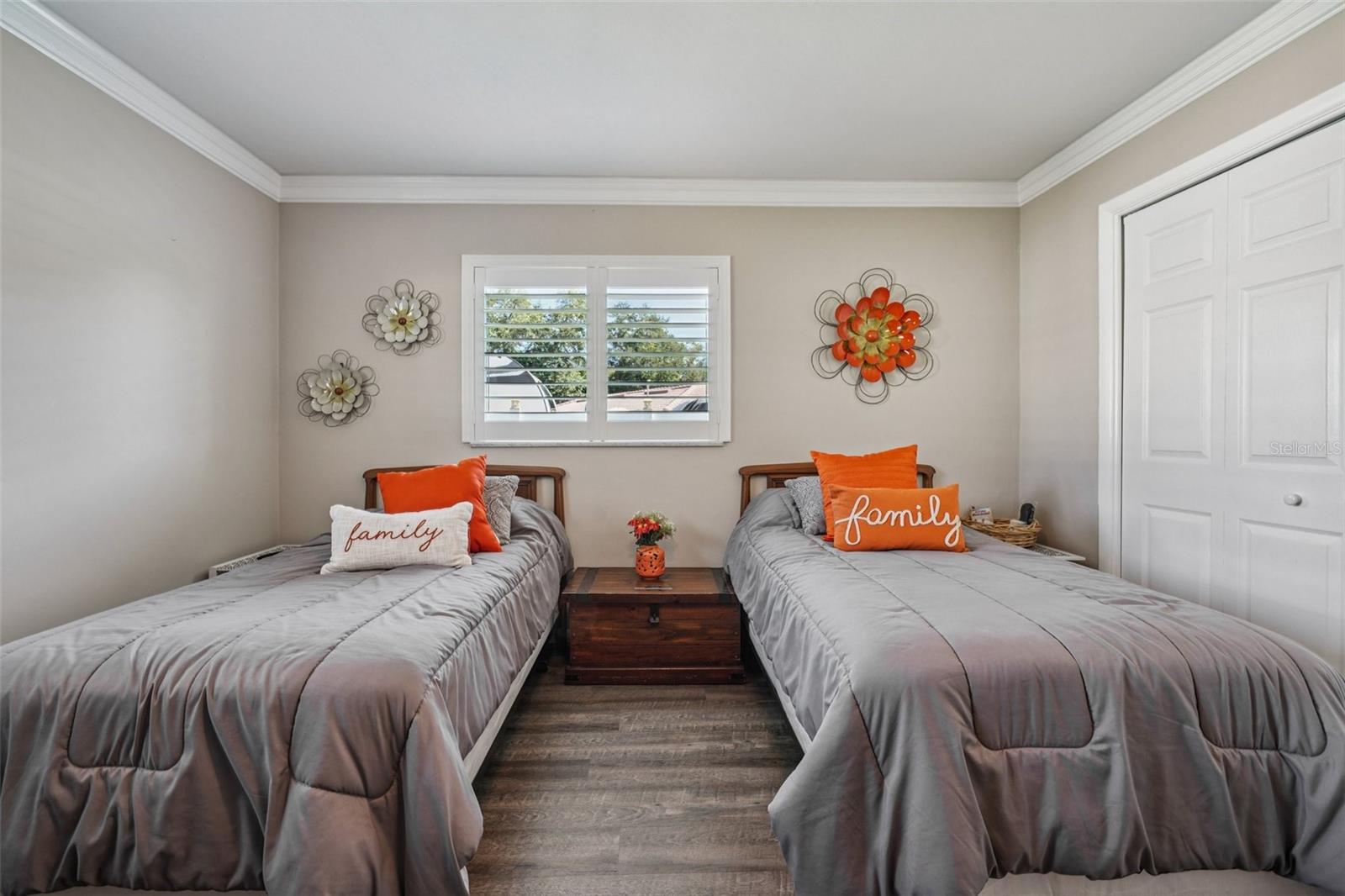 LEISURE ACRES - Residential