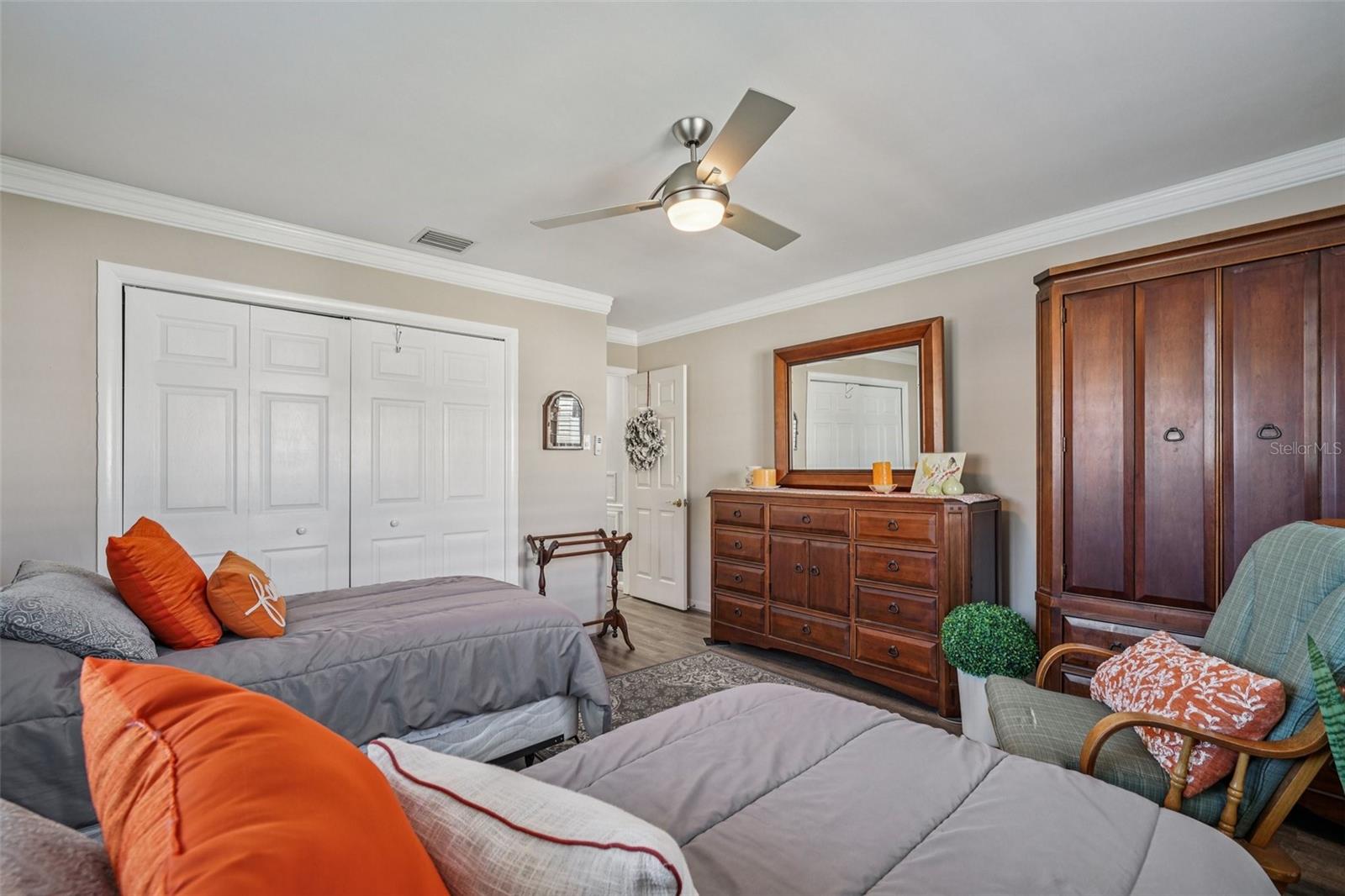 LEISURE ACRES - Residential