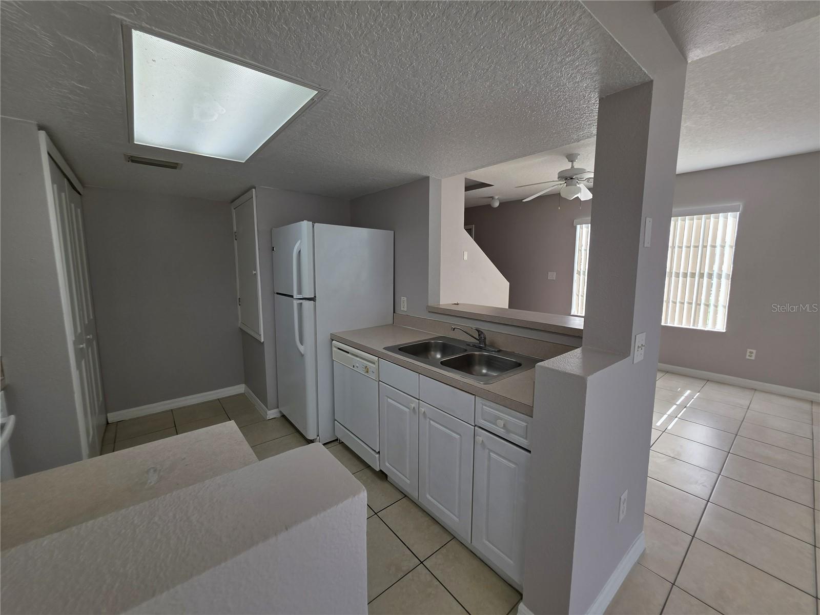 BIMINI BAY PH 01 - Residential Lease