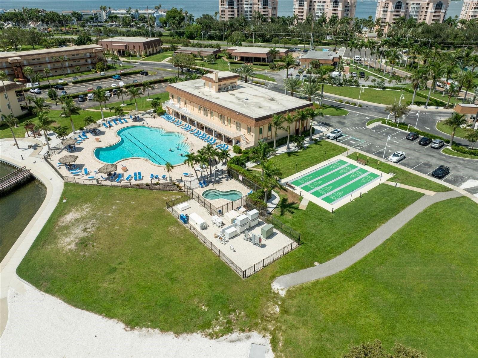 BAYWAY ISLES POINT BRITTANY FOUR - Residential Lease