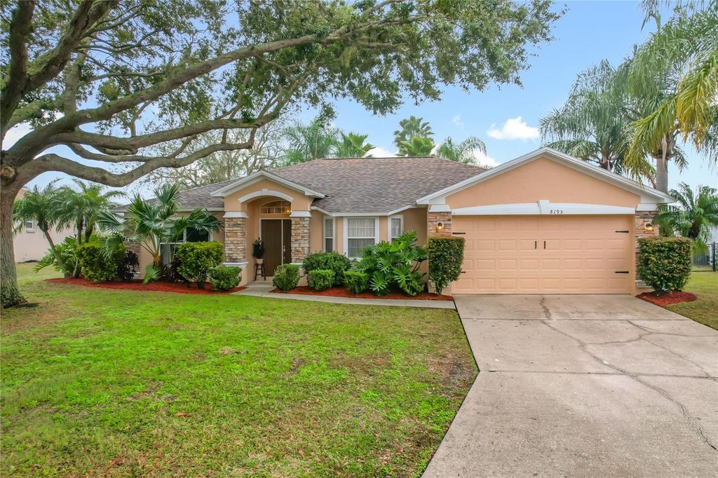 Photo of 8195 Westmont Terrace Drive, Lakeland, FL 33810 (MLS # L4958211)