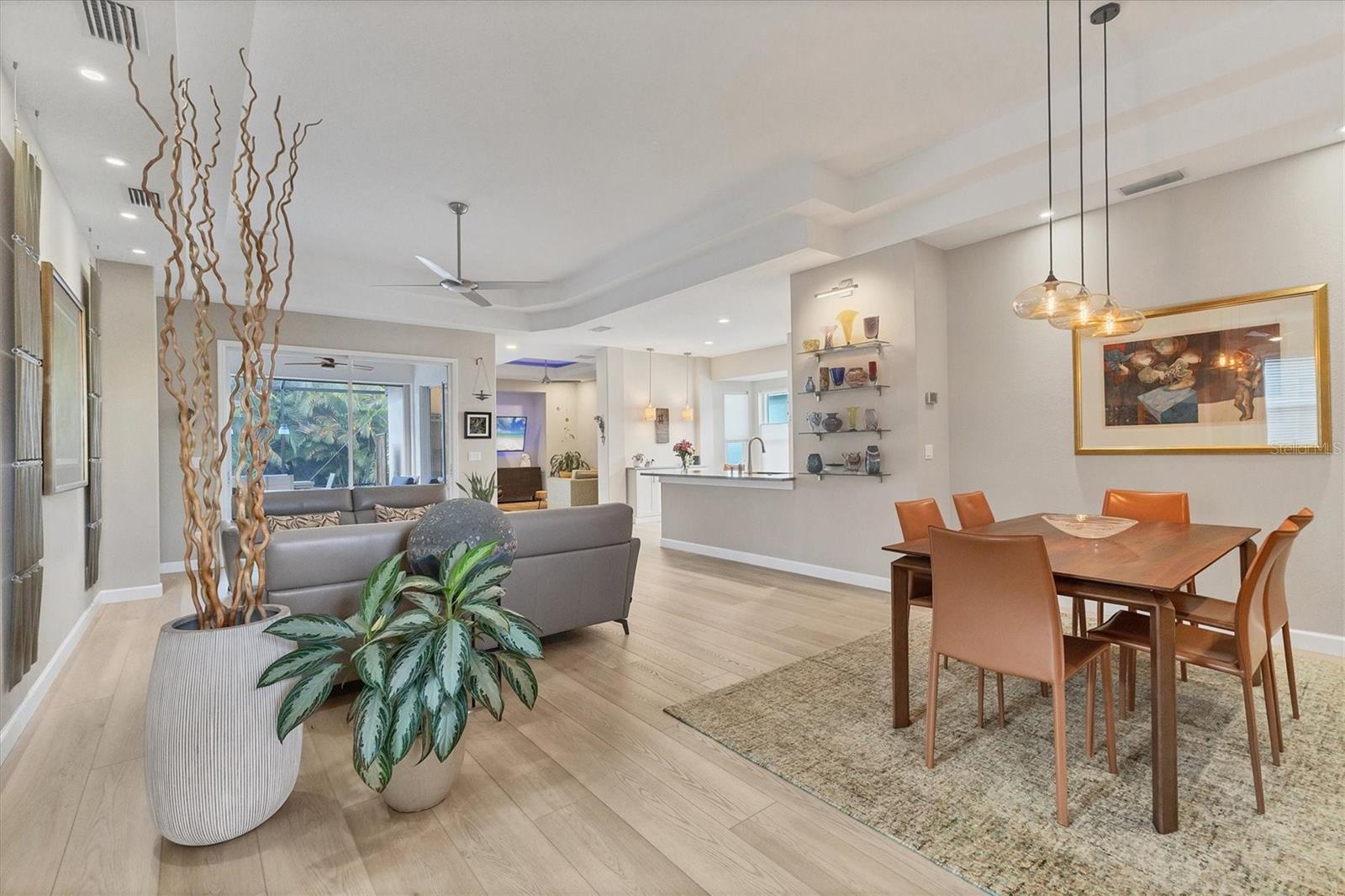 CARLYLE AT VILLAGES OF PALM-AIRE - Residential