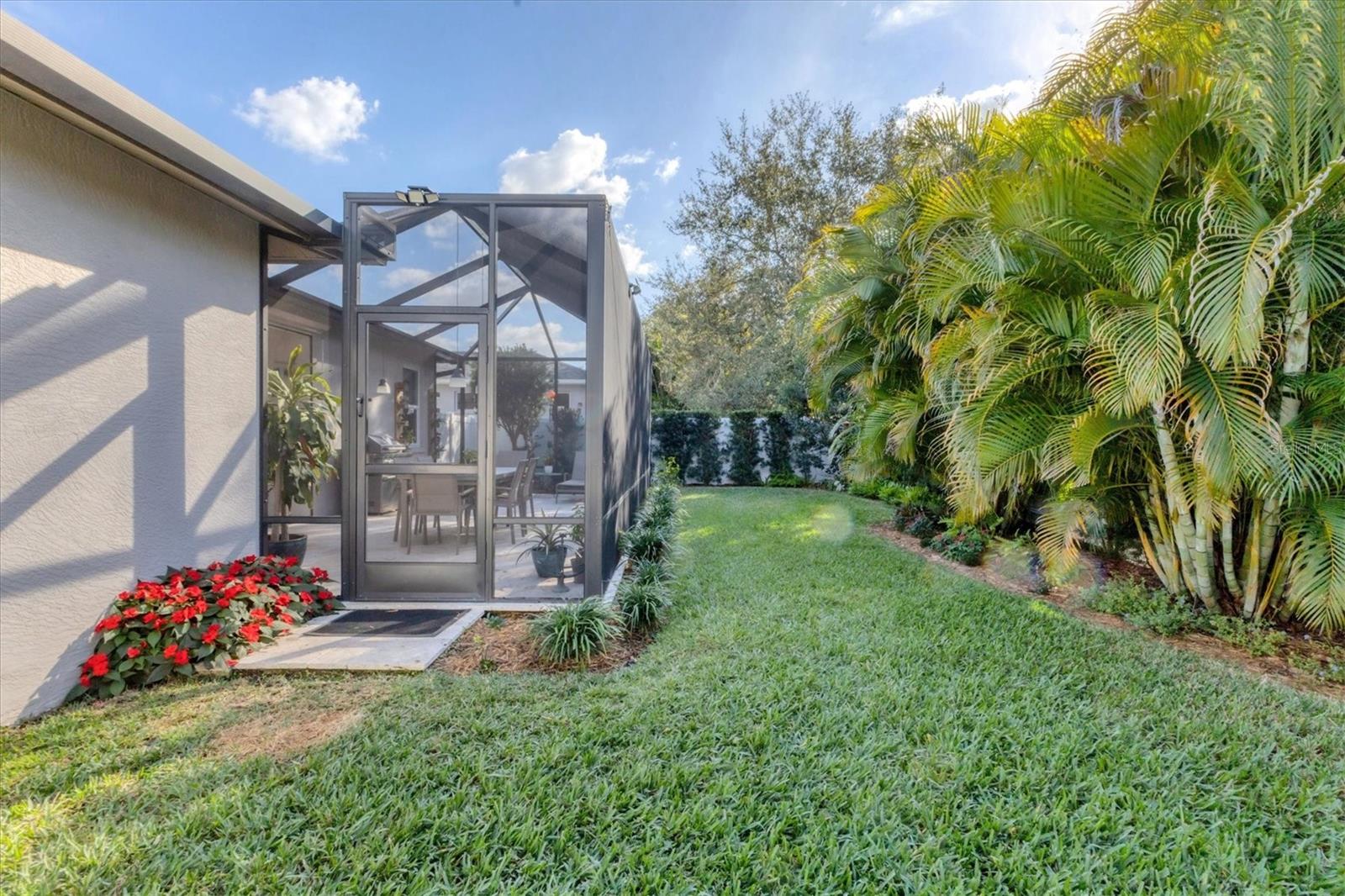 CARLYLE AT VILLAGES OF PALM-AIRE - Residential