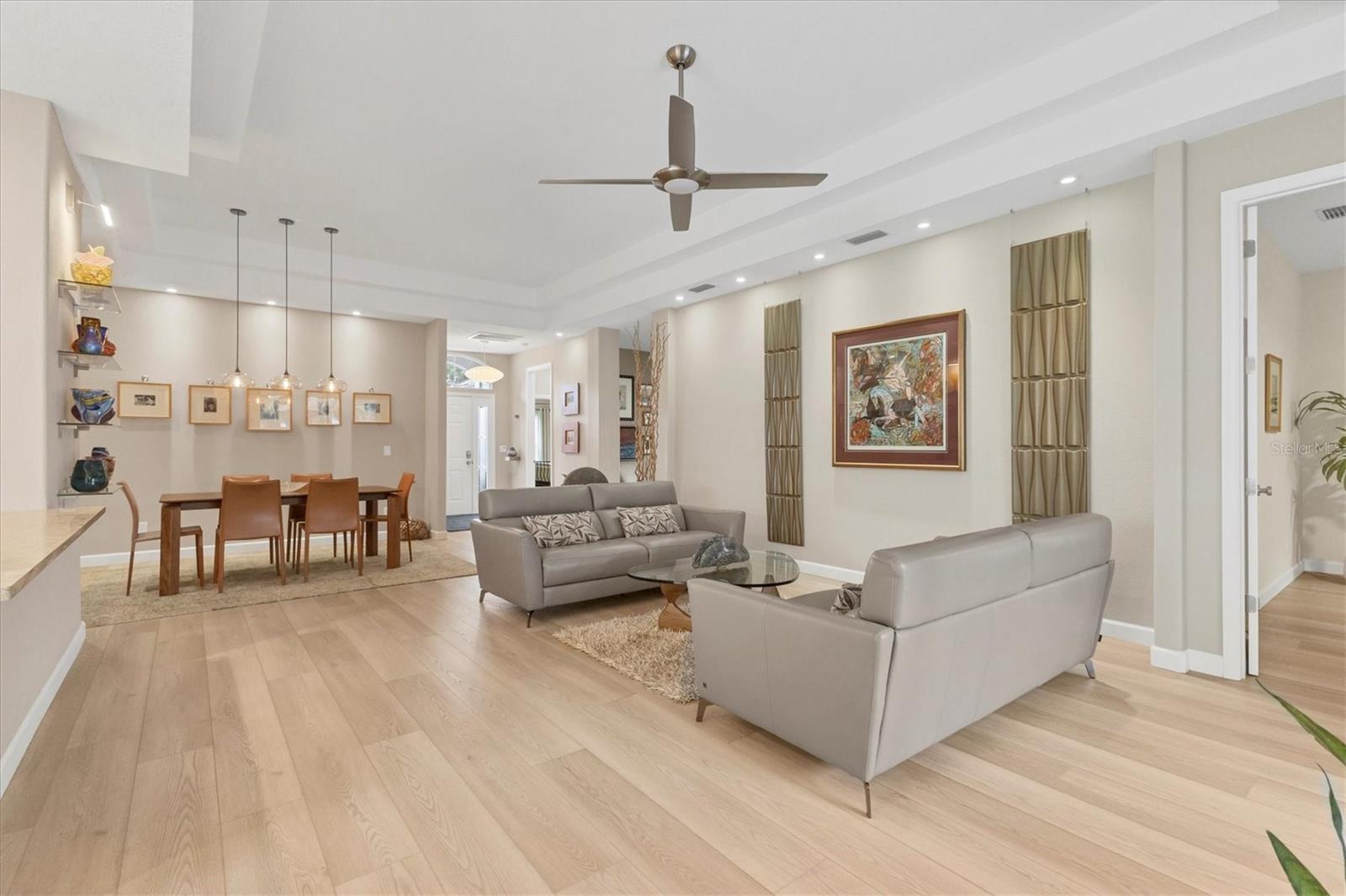 CARLYLE AT VILLAGES OF PALM-AIRE - Residential