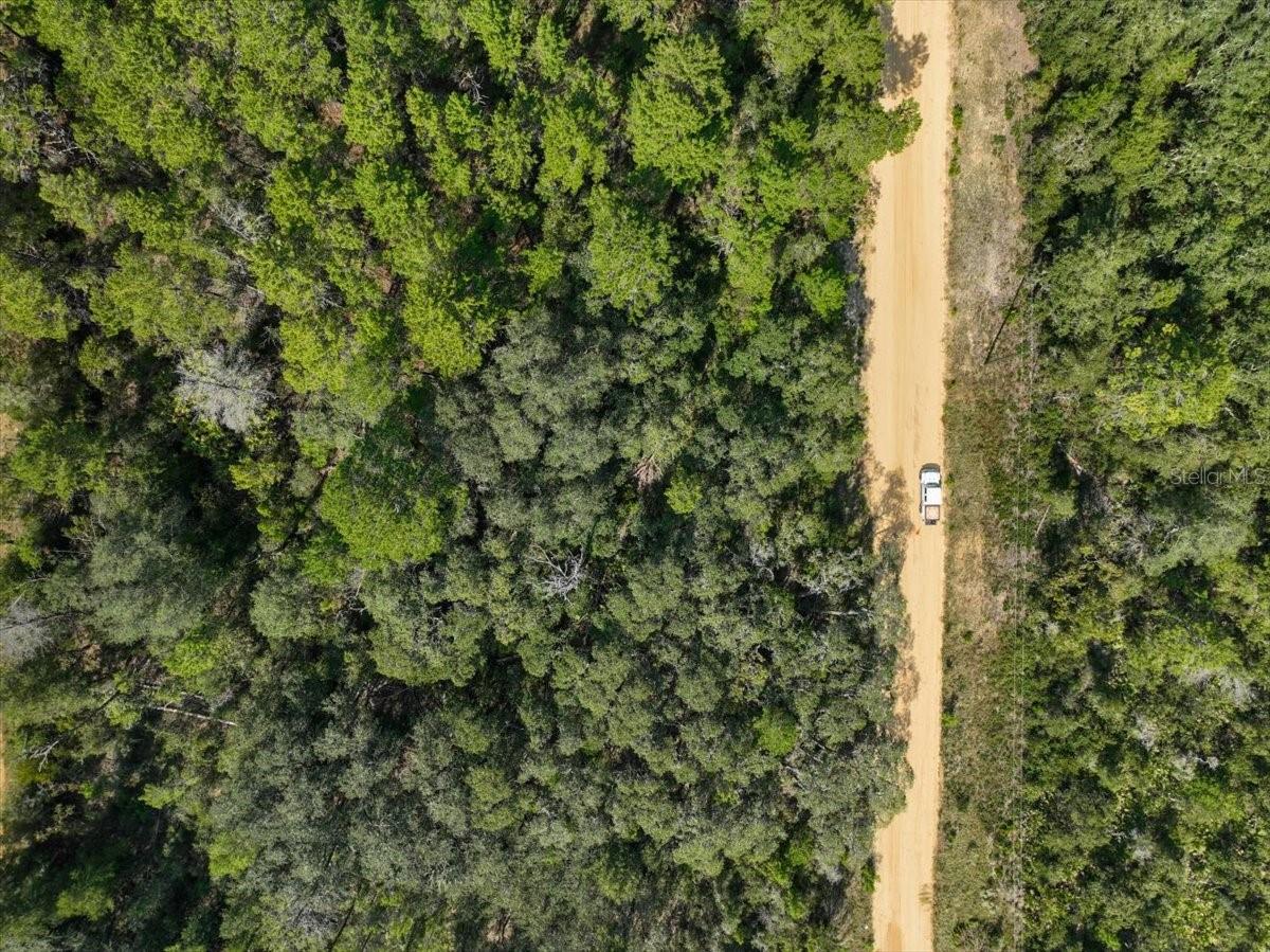 INTERLACHEN LAKES ESTATES - Land