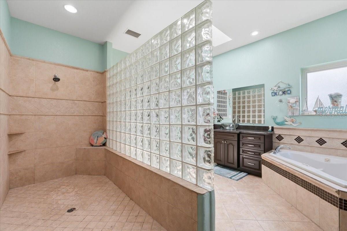 SHIVERS ACRES - Residential