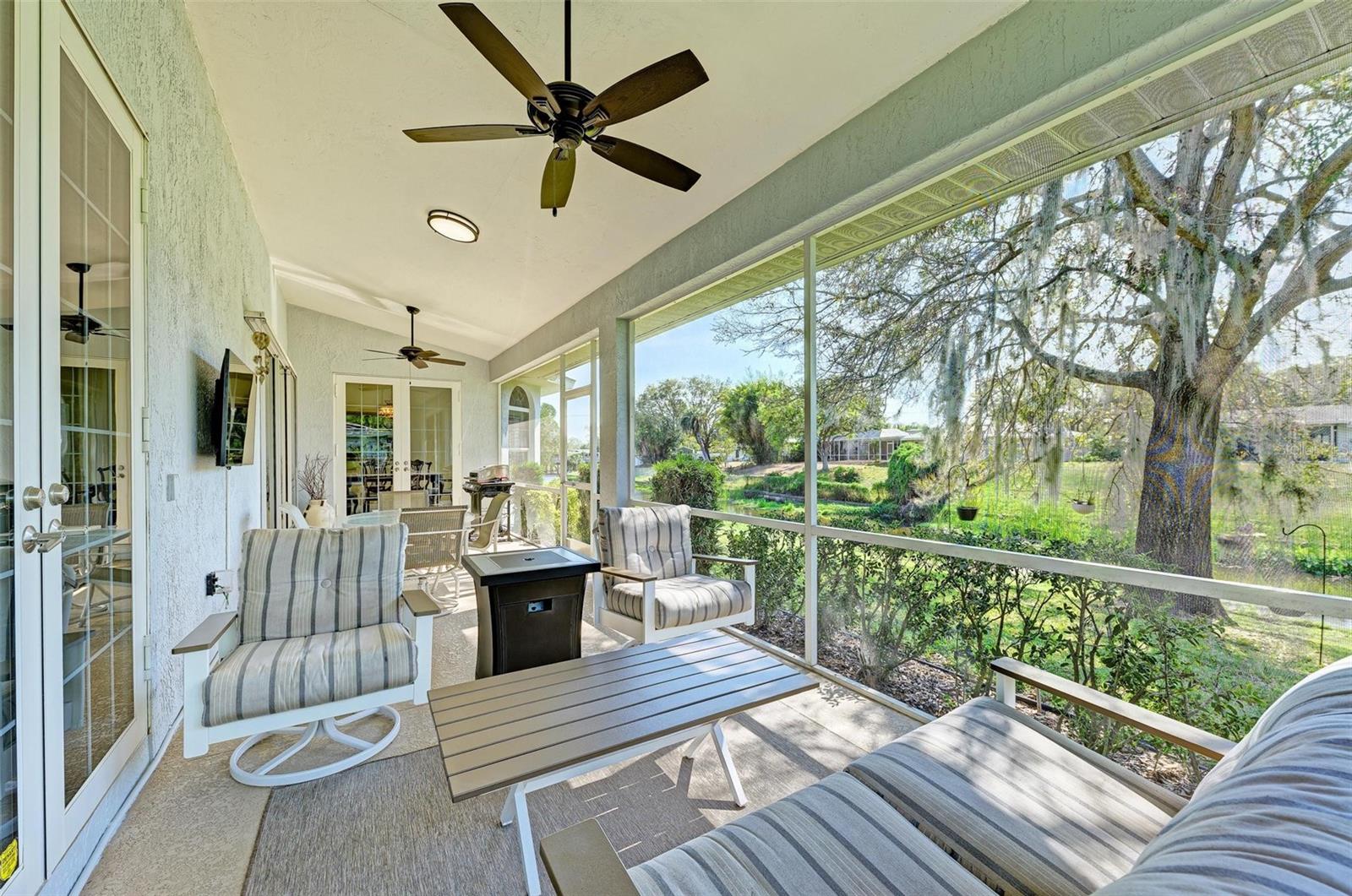 SOUTH GATE - Residential