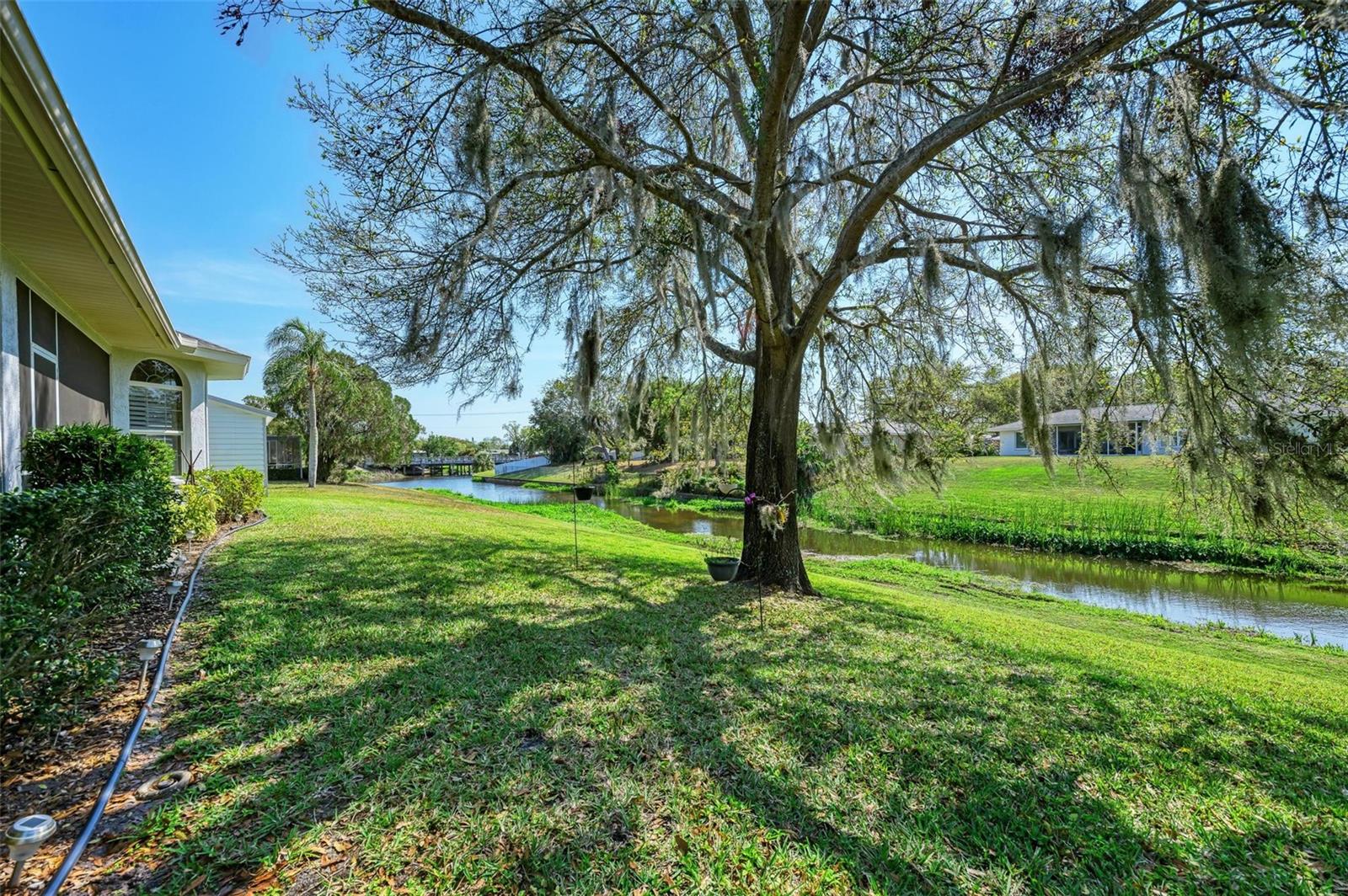 SOUTH GATE - Residential