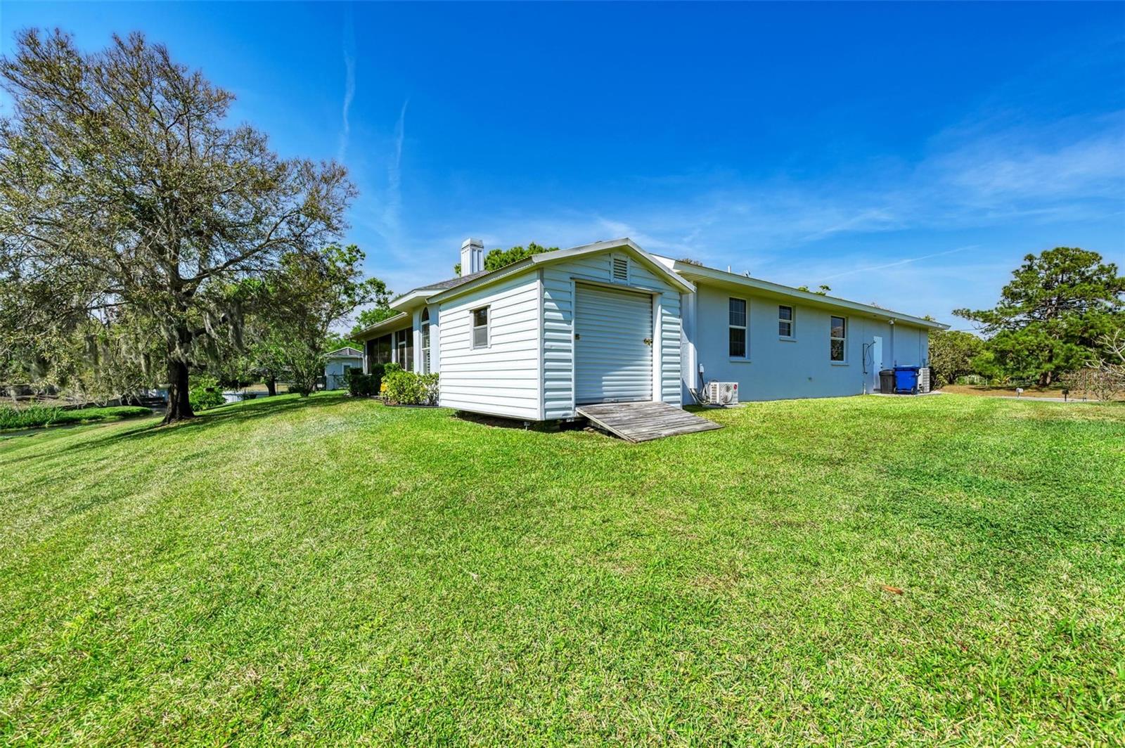 SOUTH GATE - Residential