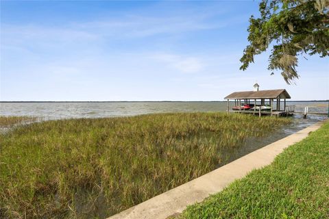 Tiny photo for 2635 Lake Eustis Drive, Tavares, FL 32778 (MLS # O6348670)