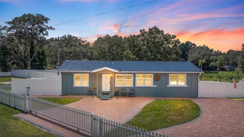 Photo of 15124 N 19th Street, Lutz, FL 33549 (MLS # TB8550074)