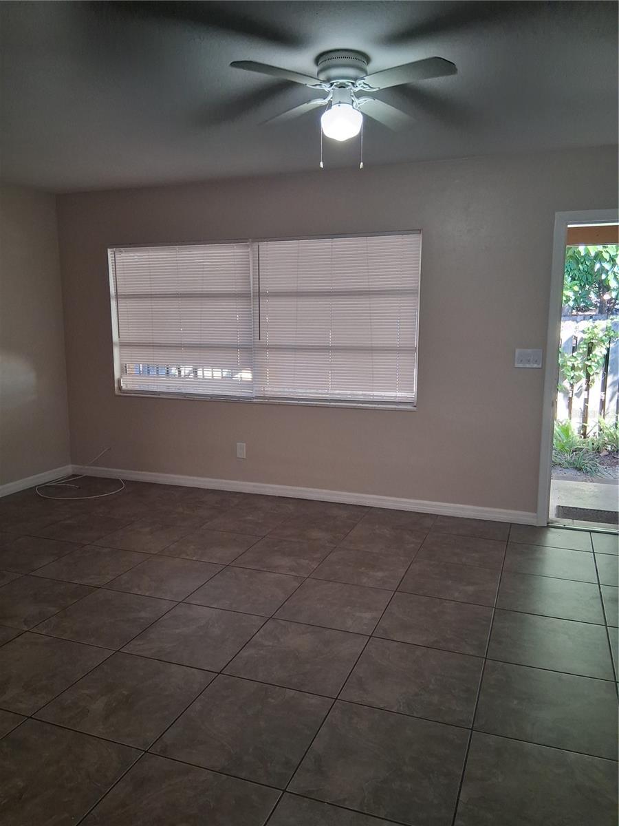 PINEBROOK ESTATES - Residential Lease